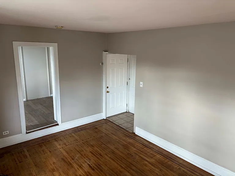 213 Green Ln — Photo 39
