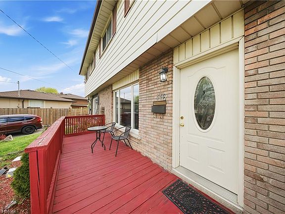 3rd image of 116 Gainsborough Rd