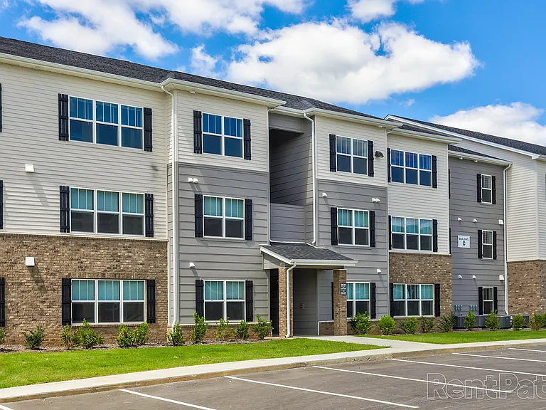 Foxhill Ridge Apartments — Photo 3