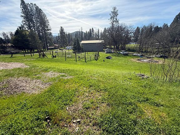 3rd image of 7422 Rogue River Dr
