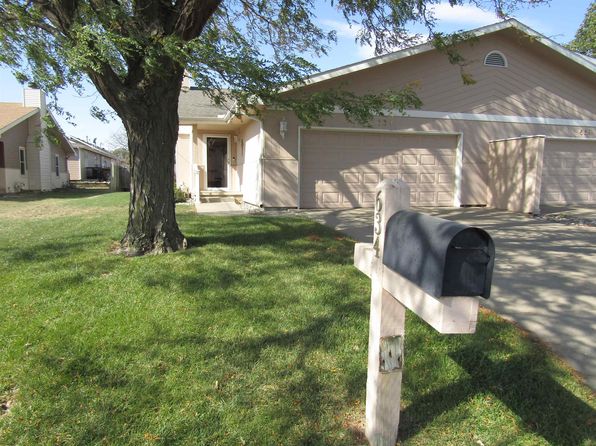 634 Fairdale Rd, Salina, KS 67401