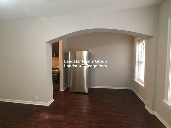 1st image of 1429 W Lunt Ave APT 104