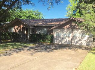 1806 Santa Cruz Cir, Grand Prairie, TX 75051