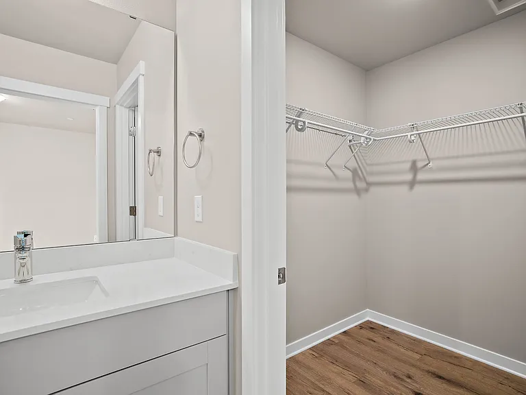 13730 Manor Way #E5 — Photo 21