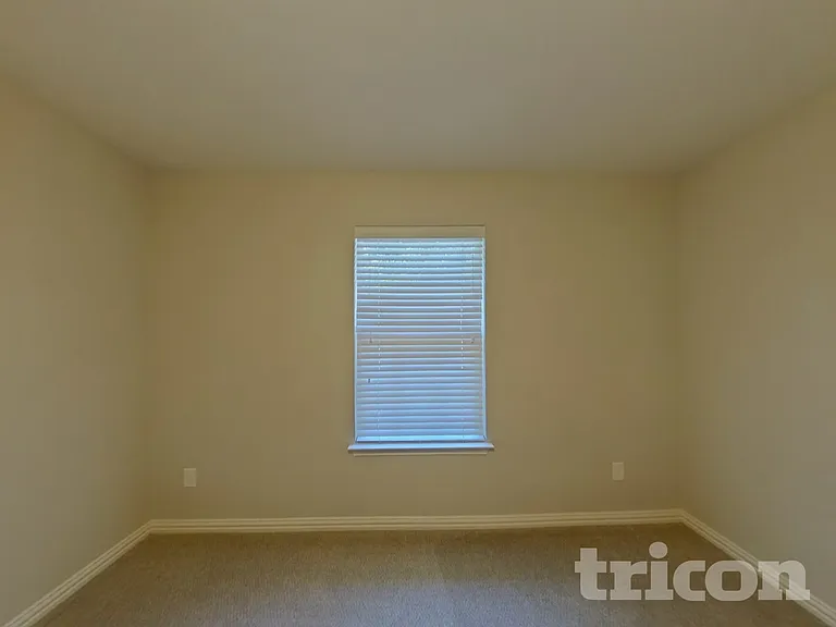 7432 Durness Dr — Photo 9
