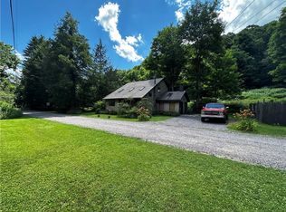 315 Dark Hollow Rd, Confluence, PA 15424