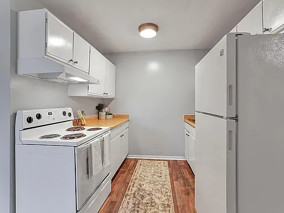 640 King St — Photo 14