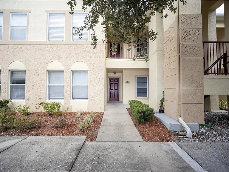 2814 Club Cortile Cir #A — Photo 2