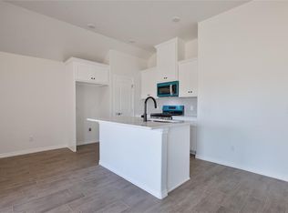 3901 Lynne Ave, Edmond, OK 73012