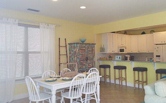 2nd image of 6045 Sawgrass Dr