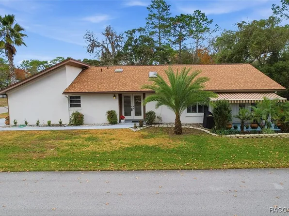 95 Golfview Dr, Homosassa, FL 34446