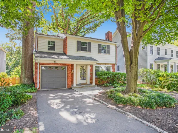 5614 Oakmont Ave, Bethesda, MD 20817