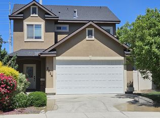 2014 E Mountain Man Dr, Meridian, ID 83646
