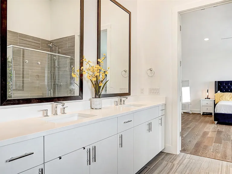 6317 Toscana Ave — Photo 21