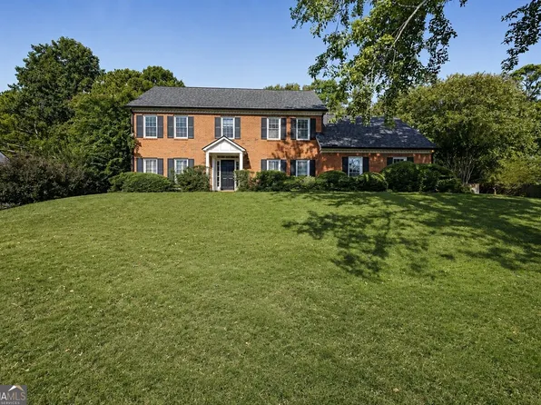 1820 N Chestnut Grove Dr, Marietta, GA 30066