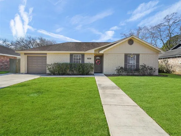 12014 Flushing Meadows Dr, Houston, TX 77089