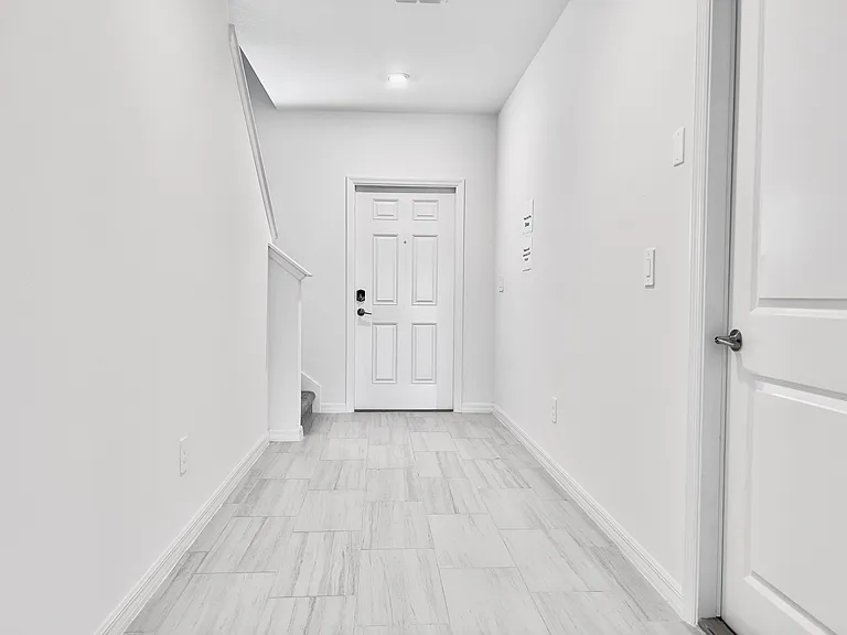 11341 Radiant Shore Loop — Photo 8