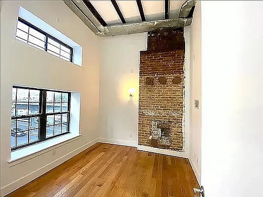 4th image of 1803 Atlantic Ave APT 1