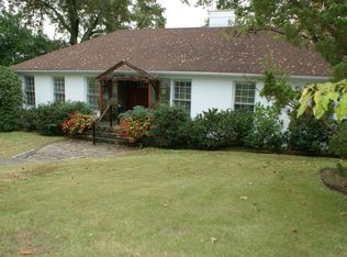 2109 Woodhue Cir, Vestavia Hills, AL 35216