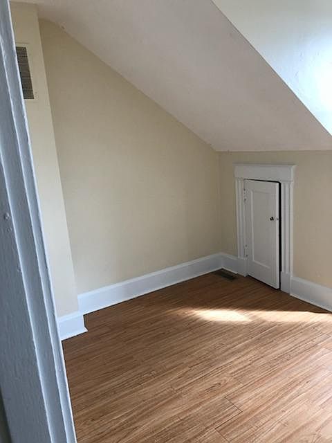 1st image of 1040 Ann St #F2