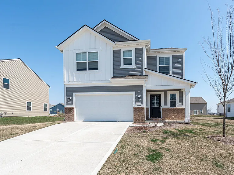 2519 Dixon Creek Dr — Photo 1