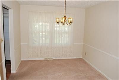 4th image of 176 Peachtree Dr