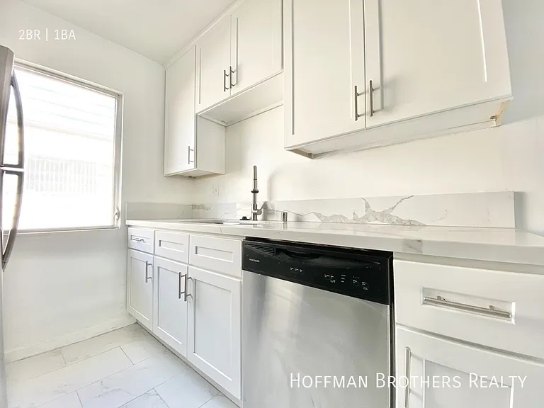 3637 Keystone Ave #16 — Photo 3