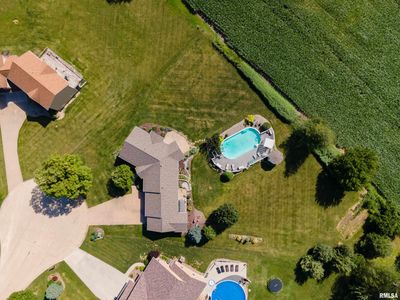 27062 238th St, Le Claire, IA, 52753