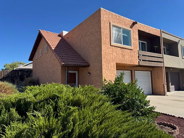 3 bed, 1580 sqft, $1,850 — Photo 2