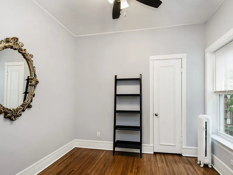4515 N Ashland Ave — Photo 7