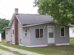 448 Washington St, Rome City, IN 46784