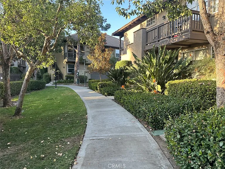 13361 Savanna — Photo 8
