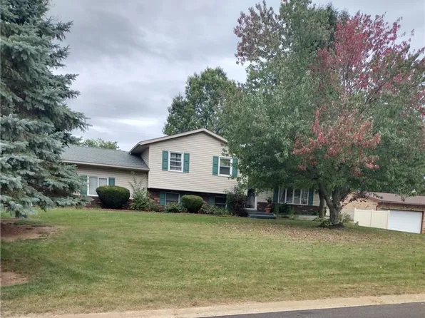 1415 George St SW, Canton, OH 44706