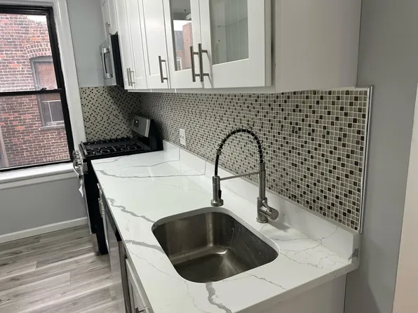 429 Fairmount Avenue image 1 of 16