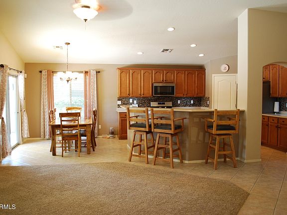 4th image of 726 W Corriente Ct
