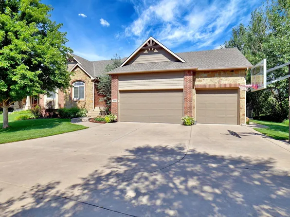 8921 W Silver Hollow Ct, Wichita, KS 67205