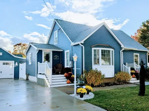 64 Woodside Dr, Agawam, MA 01001