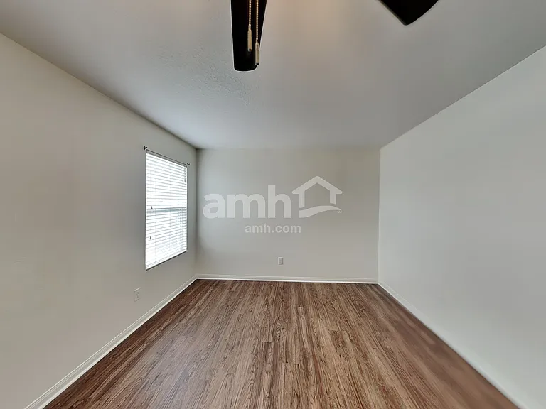 3631 Barkers Crossing Ave — Photo 15