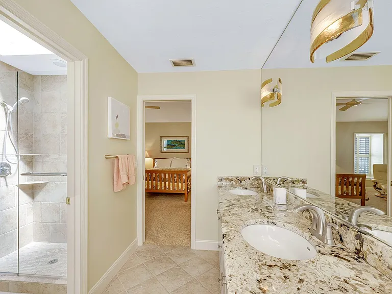 27161 Enclave Dr — Photo 17