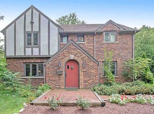 1120 E Woodside St, South Bend, IN 46614