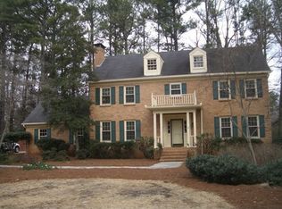 576 Daisy Nash Dr, Lilburn, GA 30047