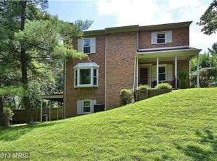 7631 Heatherton Ln, Rockville, MD