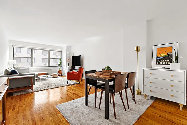 Sold by Compass | media 1