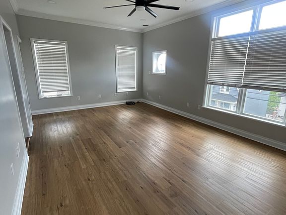 Spacious living room