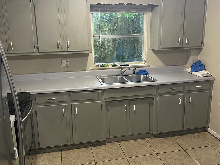265 Lee Dr — Photo 5