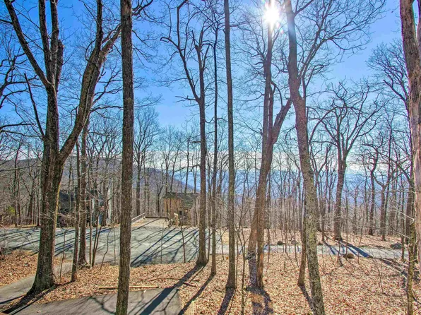 138 Oak Ln, Wintergreen Resort, VA 22967