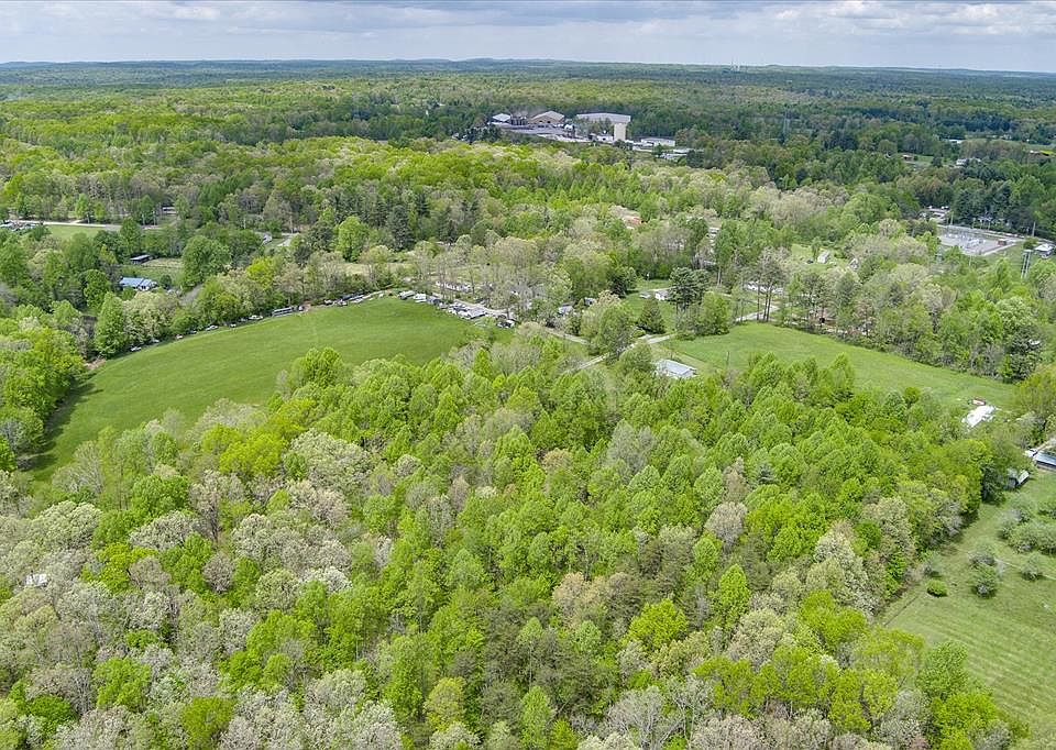 1st image of 141 Shady Loop