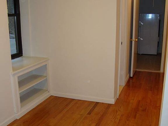 2nd image of 8 E 48th St APT 3C