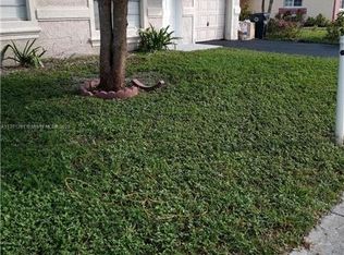 7811 Kimberly Blvd, Pompano Beach, FL 33068