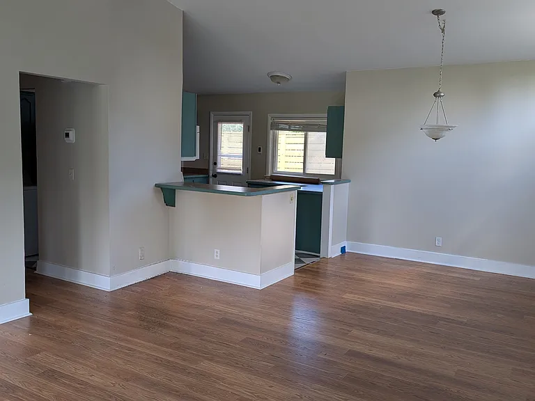 1701 Brentmoor Ln — Photo 5